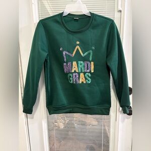 NWOT women’s Sz large Mardi Gras shirt